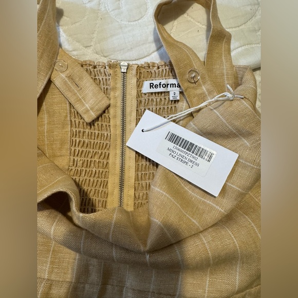 Miso Linen Reformation Dress - Picture 5 of 7